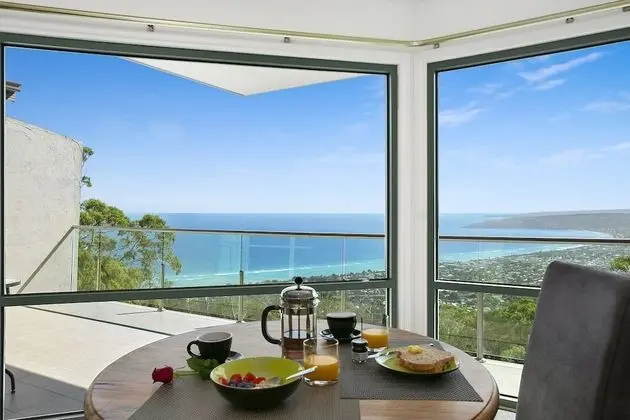 Luxury Çatı Katı Süiti (Penthouse), 1 En Büyük (King) Boy Yatak, Koy Manzaralı, Denize Bakan