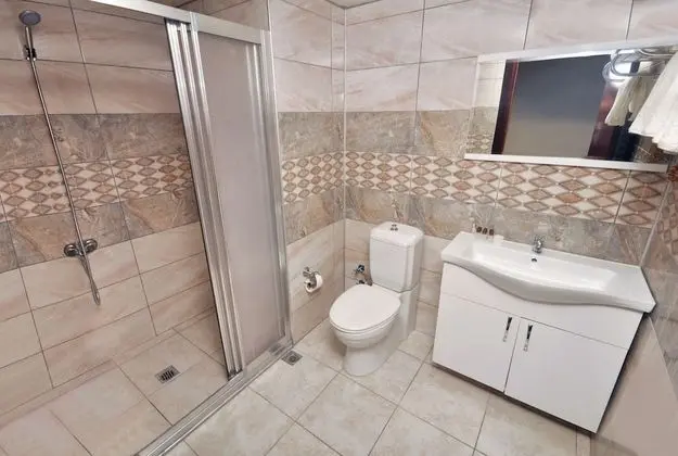 Standard Tek Büyük veya İki Ayrı Yataklı Oda