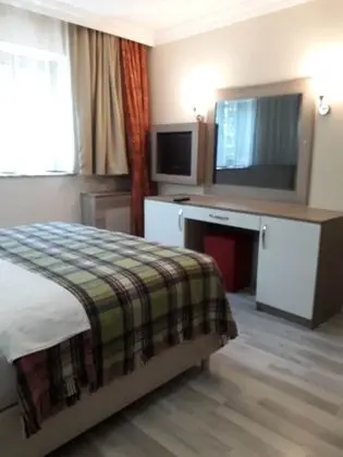 Standard Üç Kişilik Oda