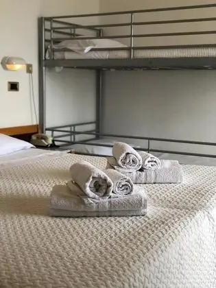 Deluxe Dört Kişilik Oda