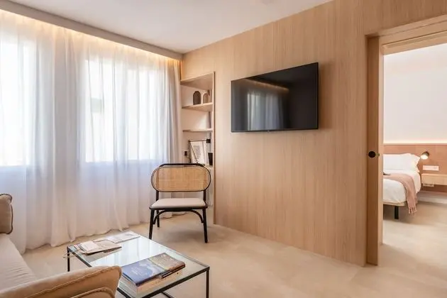 City Apart Daire (2 adults and 1 child)