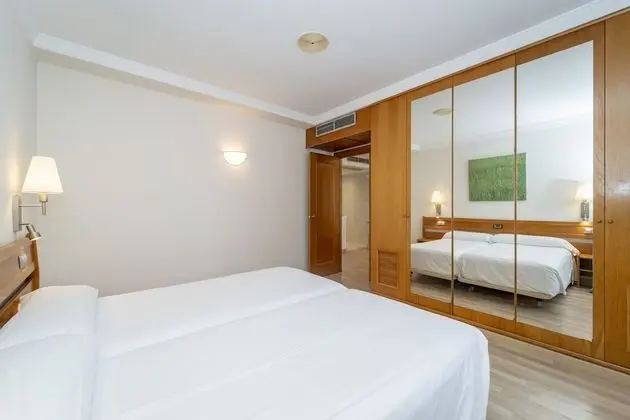 City Apart Daire (2 adults and 1 child)