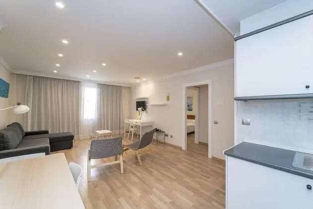 City Apart Daire (2 adults and 1 child)