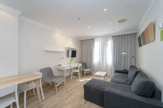 City Apart Daire (2 adults and 1 child)