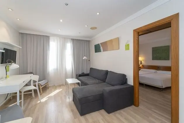 City Apart Daire (2 adults and 1 child)