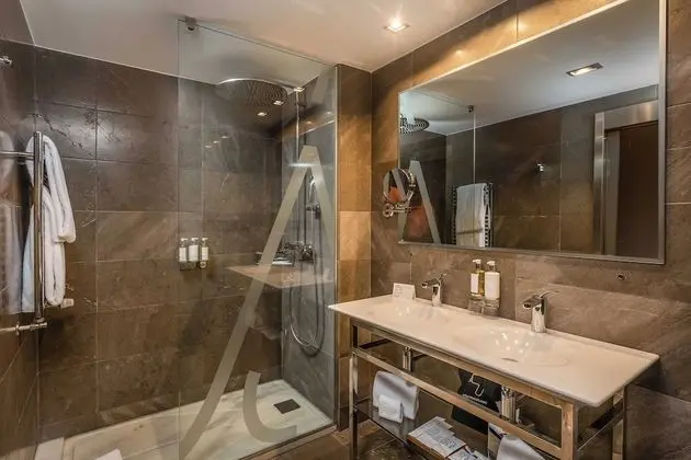 Standard Büyük Yataklı Tek Kişilik Oda (Astur)