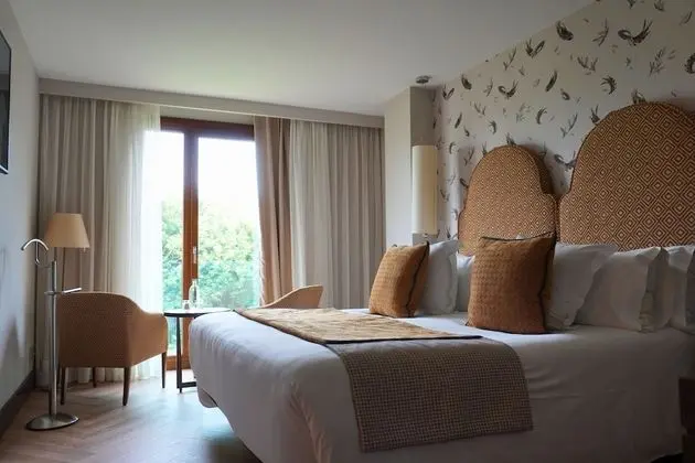 Süit (Gran Astur Suite)