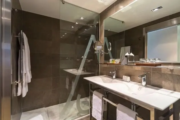 Süit (Gran Astur Suite)