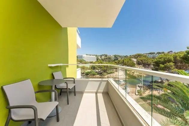 Premium Tek Büyük Yataklı Oda, Balkon, Deniz Manzaralı