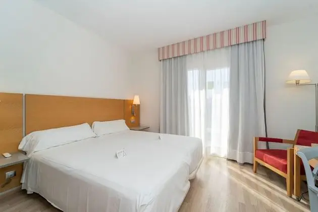 Standard Tek Büyük Yataklı Oda, Balkon, Şehir Manzaralı