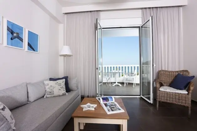 Stüdyo, Kısmi Deniz Manzaralı