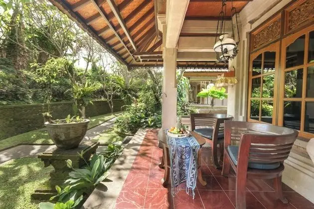 Deluxe Tek Büyük Yataklı Oda, Bahçe Manzaralı