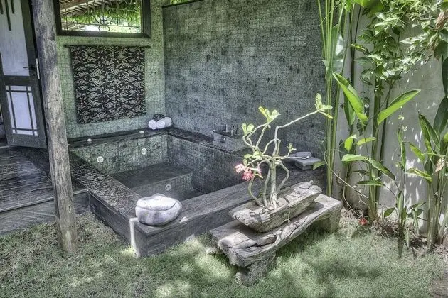 Luxury Stüdyo Süit, 1 Yatak Odası, Havuz Manzaralı