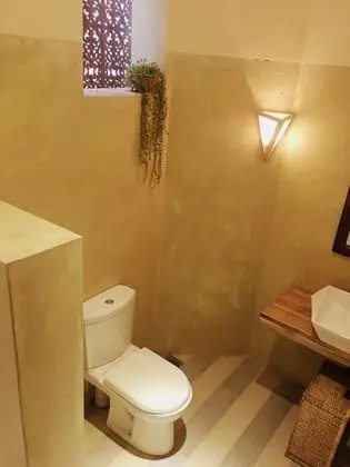 Premium Tek Büyük Yataklı Oda, Havuz Kenarı