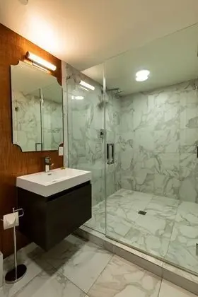 Çatı Katı Süiti (Penthouse)
