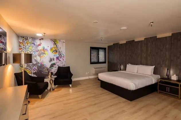 Oda (Elevated Boutique Suite)