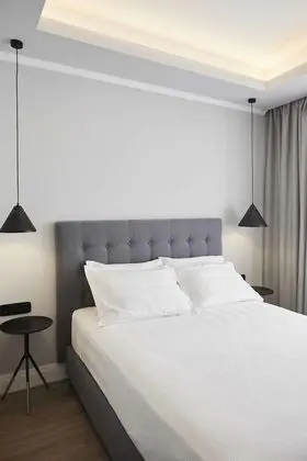 Cozy Double Room with Urban view