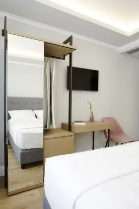 Cozy Double Room with Urban view
