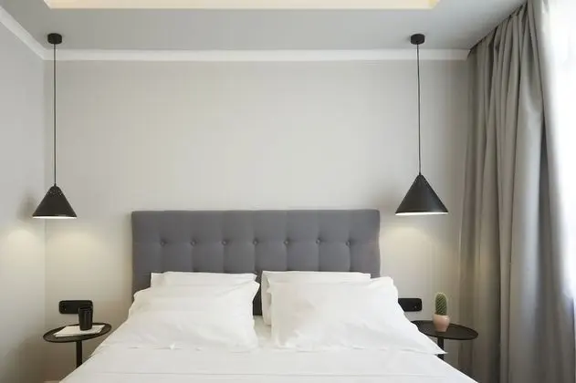 Cozy Double Room with Urban view
