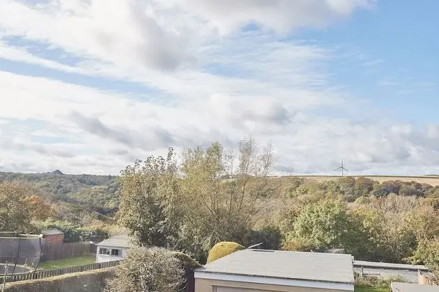 Ev