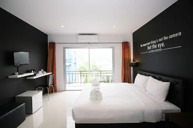 Studio Room