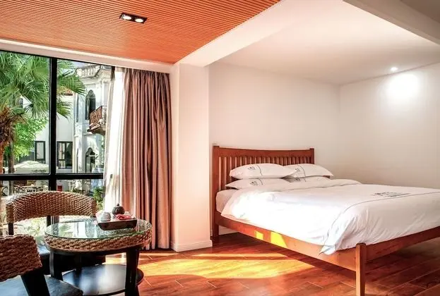 Deluxe Tek Büyük Yataklı Oda