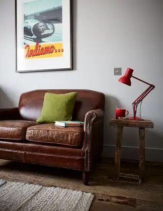 Standard Tek Büyük Yataklı Oda