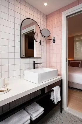 Signature Tek Büyük veya İki Ayrı Yataklı Oda, Sigara İçilmez