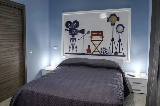 Tek Büyük Yataklı Oda