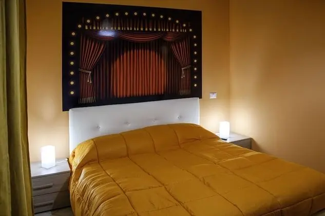 Tek Büyük Yataklı Oda, Balkon