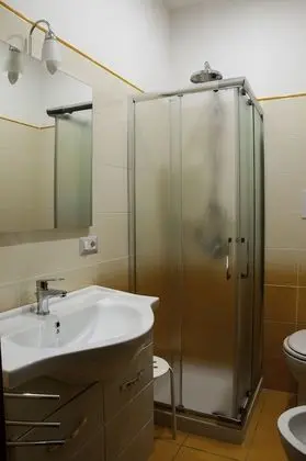 Tek Büyük Yataklı Oda, Balkon