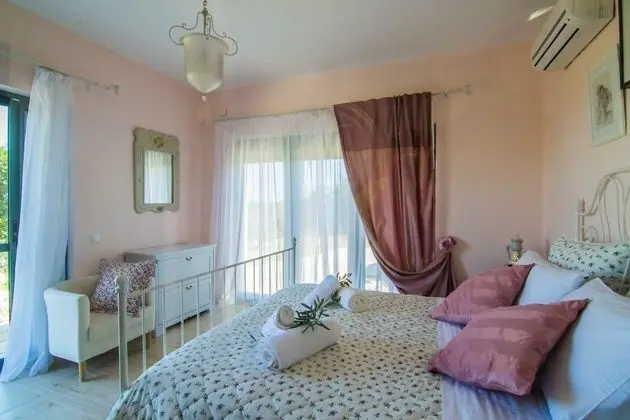 Villa, 3 Yatak Odası, Kişiye Özel Havuzlu, Deniz Manzaralı