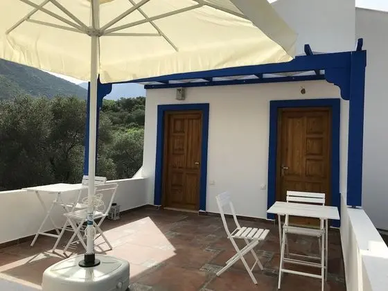 Standard Tek Büyük Yataklı Oda, 1 Çift Kişilik Yatak, Bahçe Manzaralı