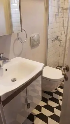 Standard Tek Büyük Yataklı Oda, 1 Çift Kişilik Yatak, Bahçe Manzaralı