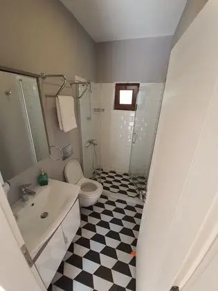 Standard Tek Büyük Yataklı Oda, 1 Çift Kişilik Yatak, Bahçe Manzaralı