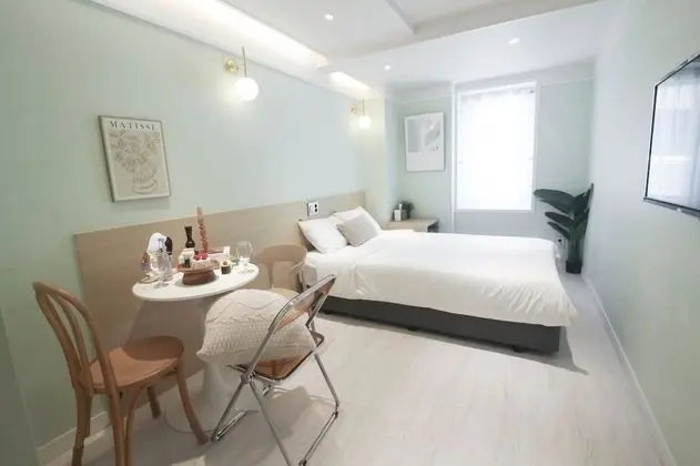 Deluxe Tek Büyük Yataklı Oda