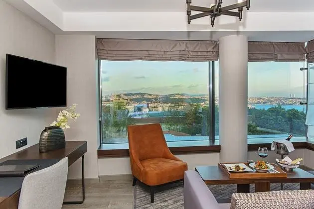 Corner Room,Şehir Manzaralı