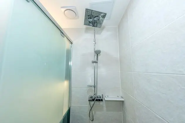 Deluxe Terrace with Jetted Tub