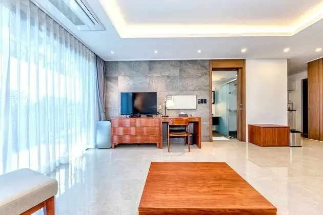 Premier Garden Pool Villa