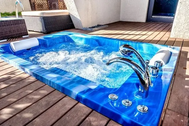Premier Garden Pool Villa