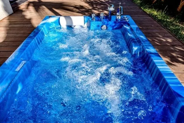 Premier Garden Pool Villa