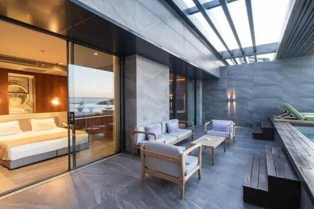 Arts Executive Suit Oda Havuzlu Ve Teraslı