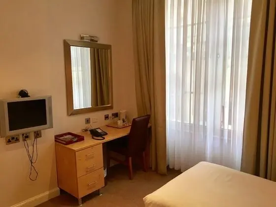 İki Ayrı Yataklı Oda, 2 Tek Kişilik Yatak