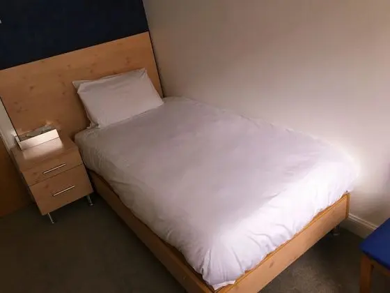 Tek Kişilik Oda, 1 Tek Kişilik Yatak