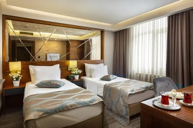 Standart Oda - İki Ayrı Yataklı, Şehir Manzaralı