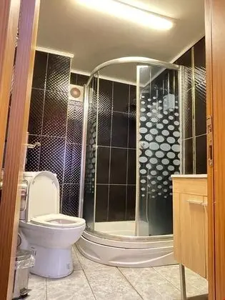 Deluxe Family Suit