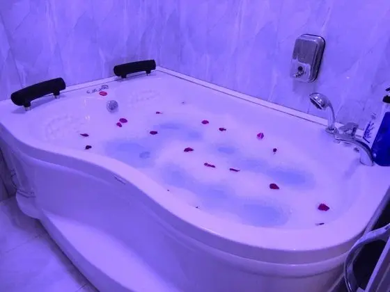 Deluxe Stüdyo Süit, 1 Yatak Odası, Sıcak Su Küveti