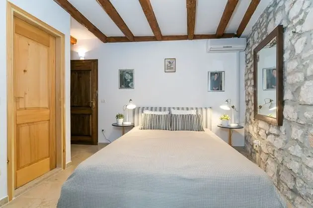 Comfort Tek Büyük Yataklı Oda