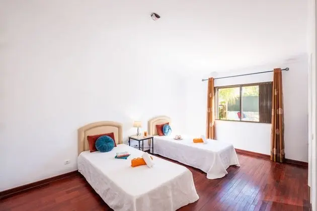 Villa, 5 Yatak Odası, Kişiye Özel Havuzlu, Havuz Manzaralı