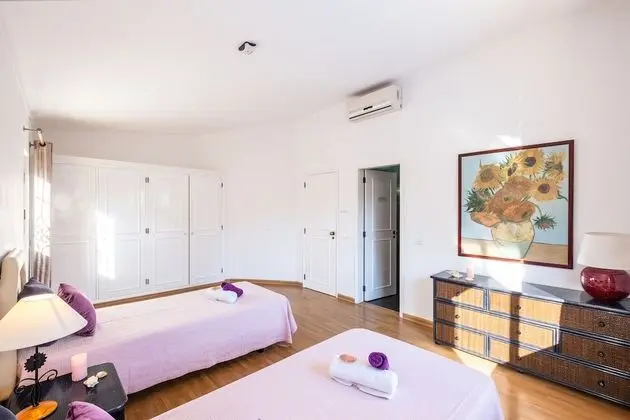 Villa, 5 Yatak Odası, Kişiye Özel Havuzlu, Havuz Manzaralı